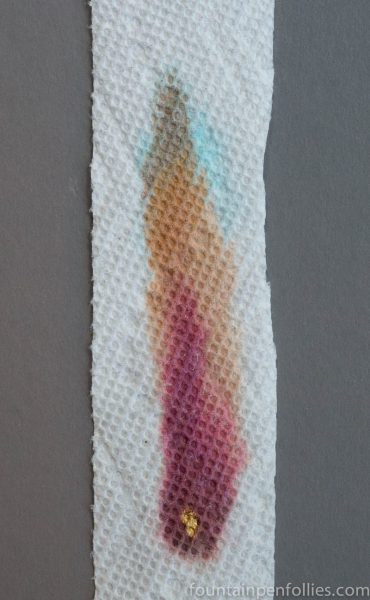 J. Herbin 1670 Caroube de Chypre paper towel chromatography