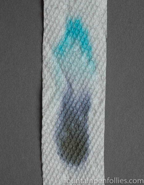 Papier Plume Bayou Nightfall paper towel chromatography