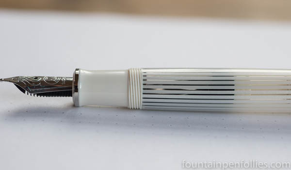 Pelikan M605 White Transparent with Pelikan 4001 Dark Green
