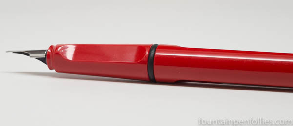 Lamy Safari red fountain pen