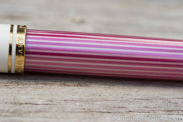 Pelikan M600 Pink closeup material
